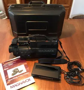 Cvj350 Magnavox Vintage Svhs Camcorder With Hard Case Manual Charger Accessories