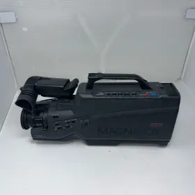 Cvl300 Magnavox Vhs Camcorder Just Camera
