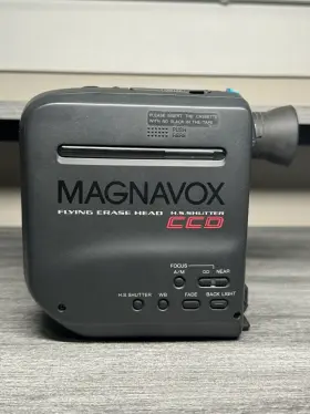 Cvl620av01 Magnavox Cvl610av01 8 1 Vintage Camera Not Tested No Battery