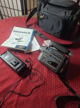 Cvm610 Magnavox Easy Cam Vhs Camcorder. Model Cvm610. Vintage 1991. Partially Tested