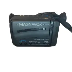 Cvm710av01 Magnavox Vintage Camcorder 8mm Bundle For Parts