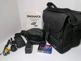 Ccn610 Magnavox Cvn610 Vintage Camcorder System Model Complete With Carring Case Works