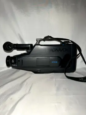 Cvr330av01 Magnavox Vintage Vhs Hq Camcorder Ccd 8 1 Power Zoom Auto Focus #3