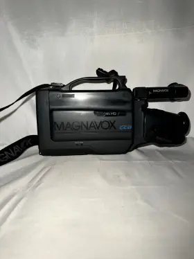 Cvr330av01 Magnavox Vintage Vhs Hq Camcorder Ccd 8 1 Power Zoom Auto Focus