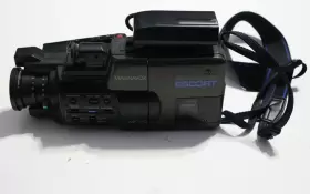 Vr9256av01 Magnavox Vhs C Hq Video Camera Escort Untested