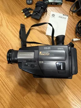 8-812 Minolta Master Video Recorder With Accessories And Bag