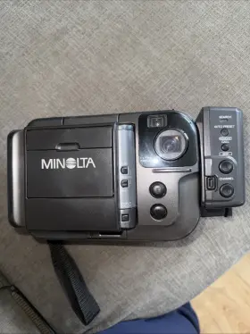 C-513 Minolta Vintage Master Camcorder A Vhs-c Video Camera