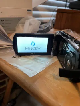Mn80nv Minolta 1080p Hd Touchscreen Camcorder Works Only When Plugged Inch As-is #3