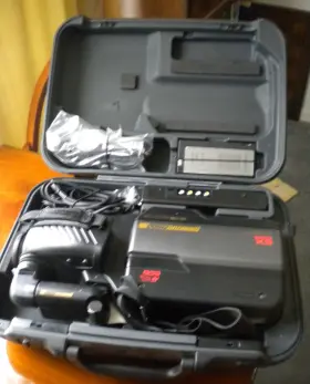 Jmj25050 Montgomery Ward Vintage Signature 2000 Portable Vhs Video Recorder 1990