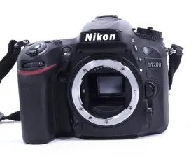 19895 Nikon D7500 D7200 24.2 Mp Digital Slr Camera Inch Click - Free Shipping