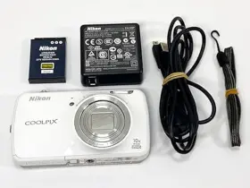 S800cwh Nikon S800c Digital Camera Coolpix White