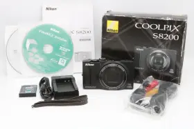 S8200 Nikon Near Mint Coolpix 16 Mp Compact Digital Camera Black