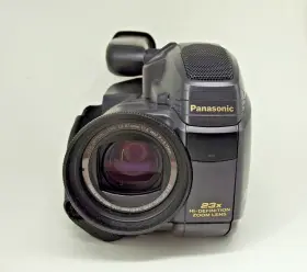 Pv-a208 Panasonic 037988975778 Palmcorder Vhs Camcorder Charger Bag 2 Tape Av Cable Test