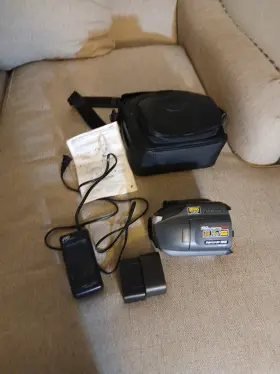 Pv-l551d Panasonic 551d Tested Compact Vhs-c Palmcorder Camcorder Vcr Transfer Vhsc