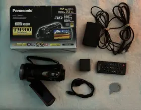 Hdc-tm900 Panasonic 885170040038 32gb Built-in Flash Memory Hd Camcorder Tested And Works