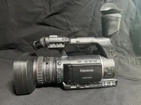 Ag-ac160p Panasonic Professional Camcorder Xxxxhours With Mic Charger Batteries