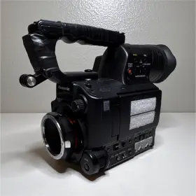 Ag-af105 Panasonic Professional Hd Camcorder Avchd Sdhc With Batteries Charger