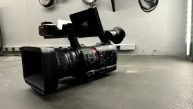 Ag-cx350e Panasonic 4k Handheld Camcorder With Power Supply