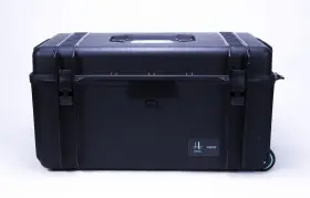 Agcx350pj Panasonic Ag-cx350 4k Camcorder With Custom Rolling Case And Memory Cards #2
