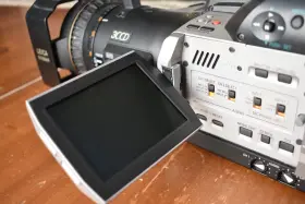 Agdvx100 Panasonic Dvx100 Camcorder Mini Dv - Untested No Battery For Parts #3
