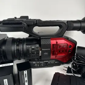 Agdvx200pj Panasonic Ag-dvx200 4k 4/3 Sensor Professional Camcorder 152 Hours - Bundle #2