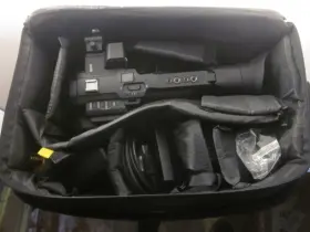 Agux180pj Panasonic Ag-ux180 4k Premium Professional Camcorder Agux180 With Accesories