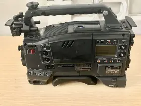 Aj-hdc27hp Panasonic Varicam Camera W/ Power Supply And 3/2 Fujinon Lens #2