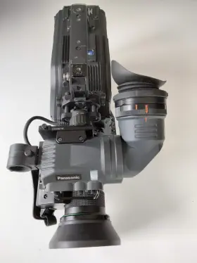 Aj-hdx900p Panasonic Dvcpro Hd 2/3 Inch B4 Camcorders - Well Maintained And Works #3