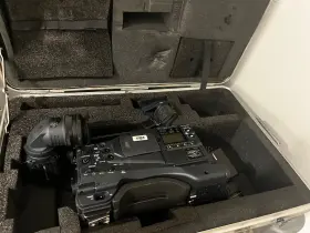 Aj-hpx2100e Panasonic Hd Sdi Working 100% Good Physical Condition Premium P2 Cam