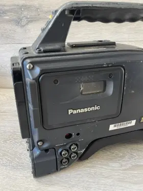 Aj-d900wp Panasonic Ajd900wp Dvc Pro 50 Camcorder Sold As Is For Parts #2