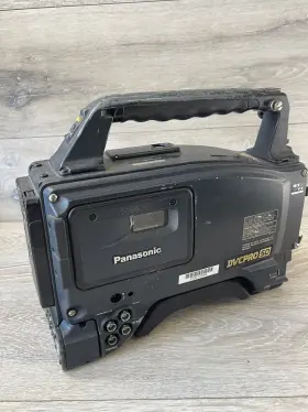 Aj-d900wp Panasonic Ajd900wp Dvc Pro 50 Camcorder Sold As Is For Parts