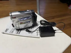 Gr-d270ek Panasonic Jvc Pal Minidv Camcorder 25x Optical Zoom - Video Transfer Gr-d275u With Manua