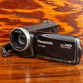 Hc-v100m Panasonic 16gb Digital Video Camcorder Camera Tested Working