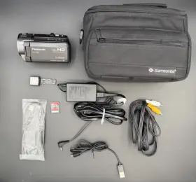 Hc-v700p Panasonic Full Hd Camcorder 46x Intelli Zoom. Complete Bundle. Working
