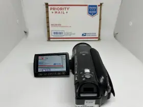 Hdc-hs700 Panasonic Hd Video Camera 14.2mp 18x Zoom 240gb Hdd #2