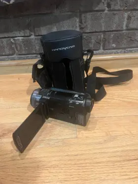 Hdc-hs900p Panasonic 1080/60p Sd/hdd Hybrid 3mos 5.1ch Zoom 14.2 Mp Japan