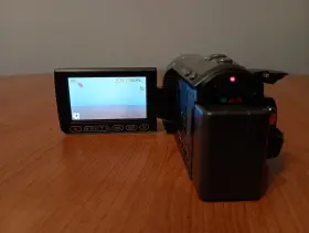 Hdc-tm55 Panasonic Hd 8gb Digital Camcorder Bundle 2 Batteries Charger Sd Cards #3