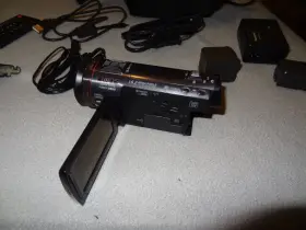Hdc-tm700p Panasonic Hdc-tm700 Full Hd Video Camera With Accessories Manual Tested Works #3