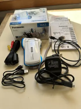 Hx-wa3-w Panasonic Digital Movie Camera 14.3 Mp Waterproof White Hx-wa3 And Battery