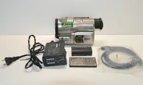 Nv-dj100 Panasonic 3ccd Japanese Model Mini Dv Camcorder Transfer To Pc/laptop