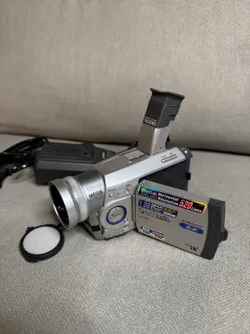 Nv-mx7 Panasonic Minidv Camcorder With Accessories - Tested Working