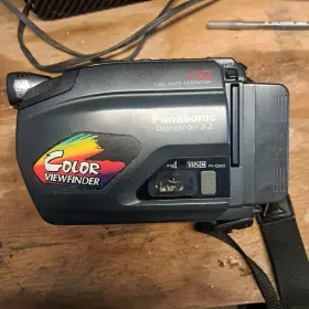 Pv-1q503 Panasonic Palmcorder Iq With Case. Used. Not Tested