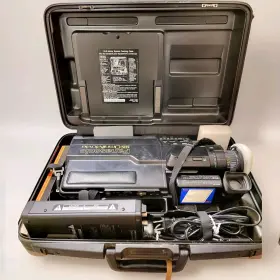 Pv-300 Panasonic Vintage Omnimovie Vhs Hq Camcorder Video Camera With Hard Case Untested