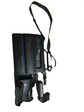 Pv-400d-a Panasonic Af X6 Ccd Omnimovie Vhs Camcorder. Camcorder And Battery Only. Works
