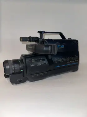 Pv-400d Panasonic Vintage Camcorder Black High Speed Shutter Af X6 Omnimovie Vhs