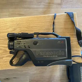Pv-520d Panasonic Omnimovie Afx8 Vhs Hq Video Camcorder