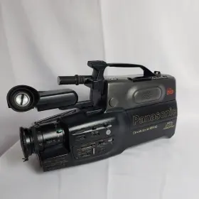 Pv-660d Panasonic Omnimovie Vhs Camcorder With Case Tested And Vtg Home Movie Fun
