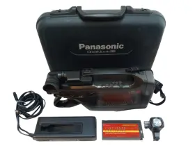 Pv-704d Panasonic Omnimovie Hq Vhs Camcorder Battery Charger Case Bundle Working