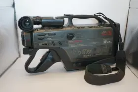 Pv-720 Panasonic Vintage Camcorder Vhs Digital Fade Omnimovie Light Tested #3