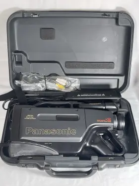 Pv-760-b Panasonic Vintage Omnimovie Vhs Camcorder Working